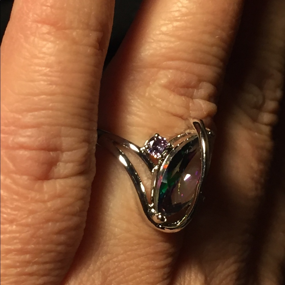 Rainbow Topaz wrapped in Sterling Silver Ring - Picture 6 of 8